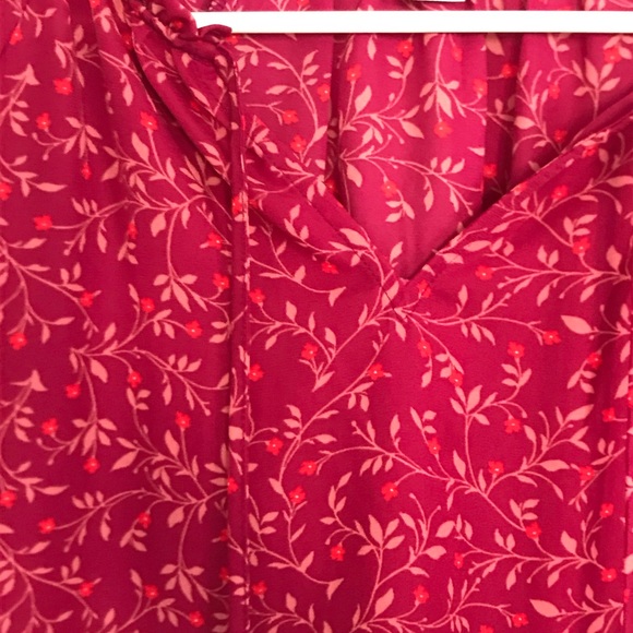 Old Navy Peplum Flower Print Blouse - Picture 3 of 7